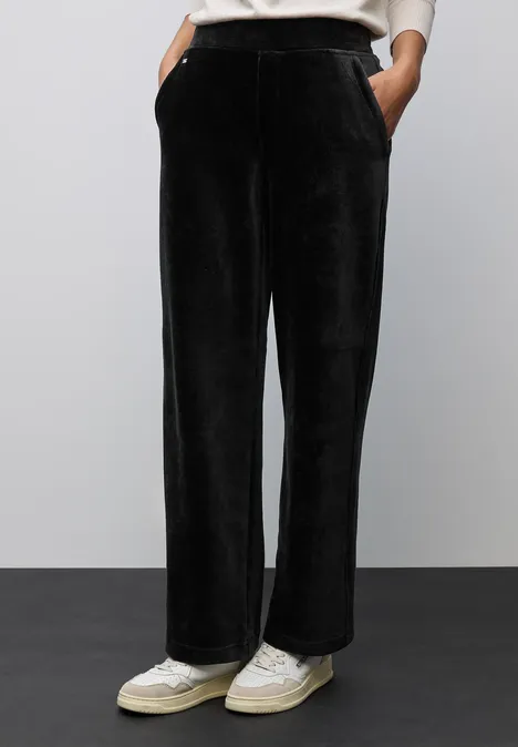 Straight Leg Cordhose Black