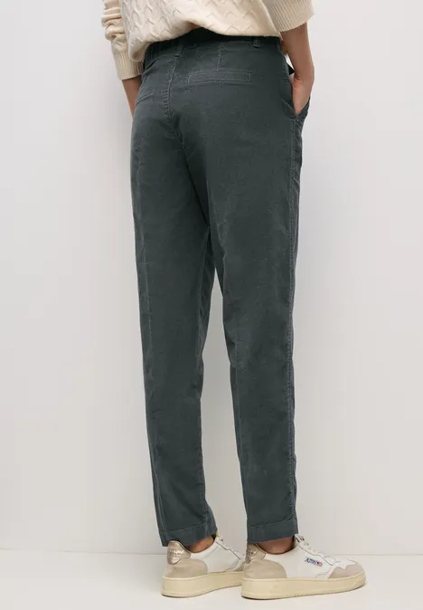 Softe Velvet Chino balsam green