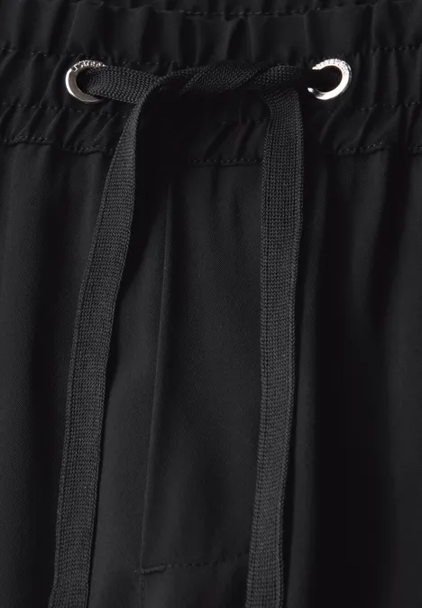 Straight Leg Twill Hose Black