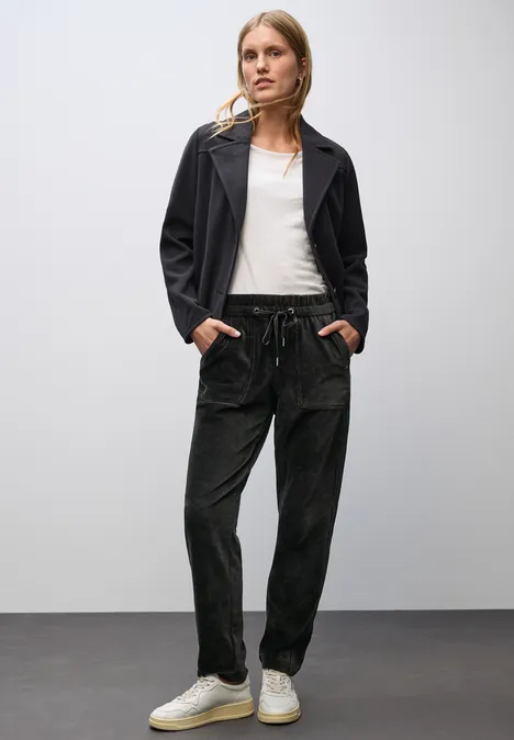 Loose Fit Cordhose Black