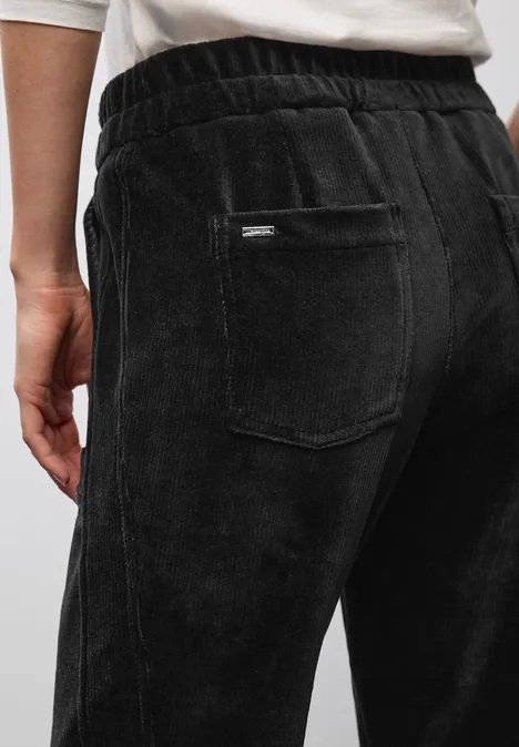 Loose Fit Cordhose Black
