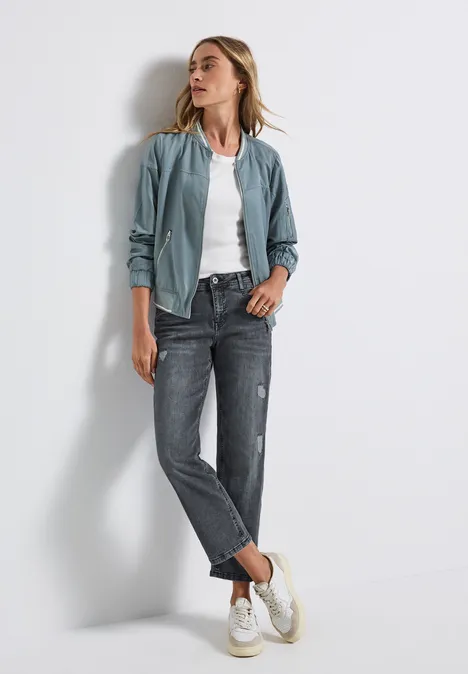 Straight Leg Destroyed Jeans soft grey washed