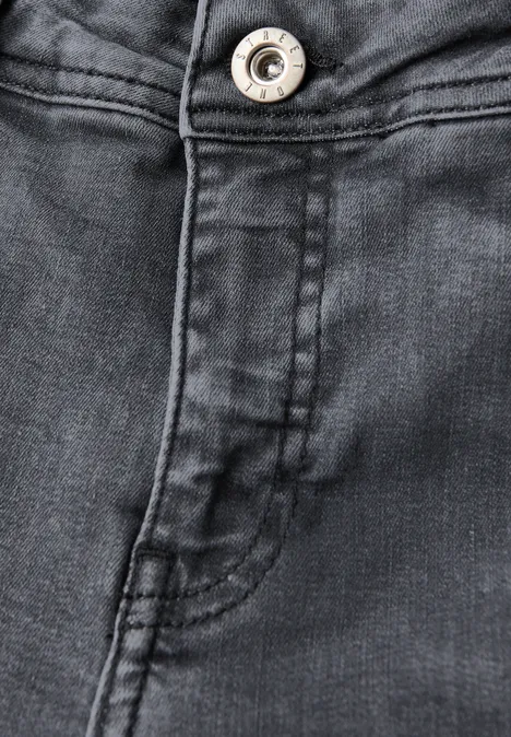 Straight Leg Destroyed Jeans soft grey washed