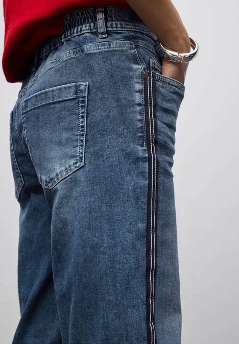 Jeans mit Gallonstreifen Medium Blue Soft washed