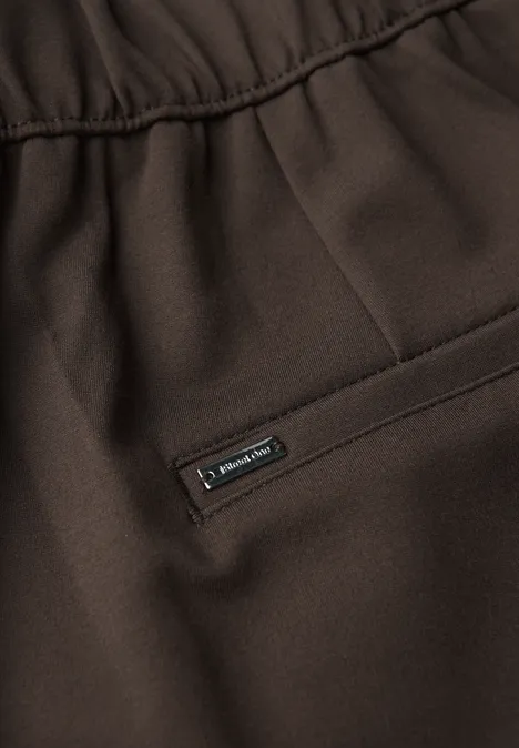 Straight Leg Hose deep roast brown