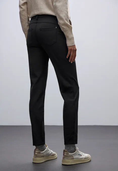 Casual Fit Hose Black