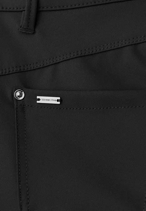 Casual Fit Hose Black