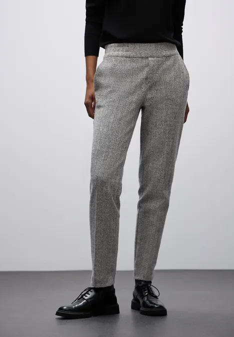 Loose Fit Hose Black