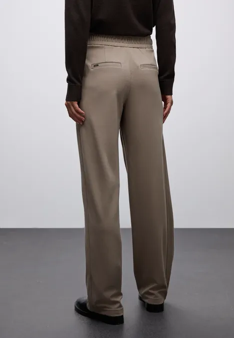 Broek met rechte pijpen en details bark brown