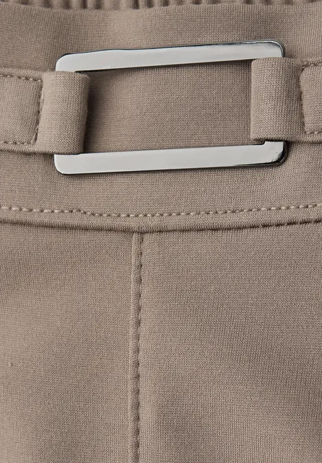 Broek met rechte pijpen en details bark brown