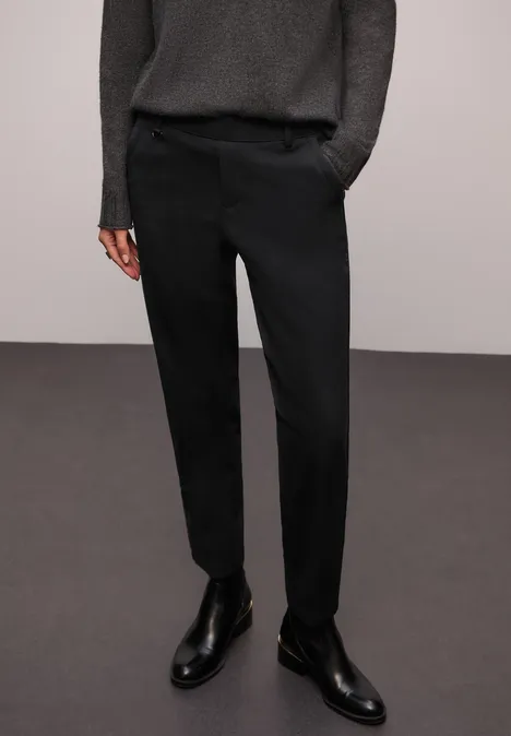 Chino mit Tape-Detail Black