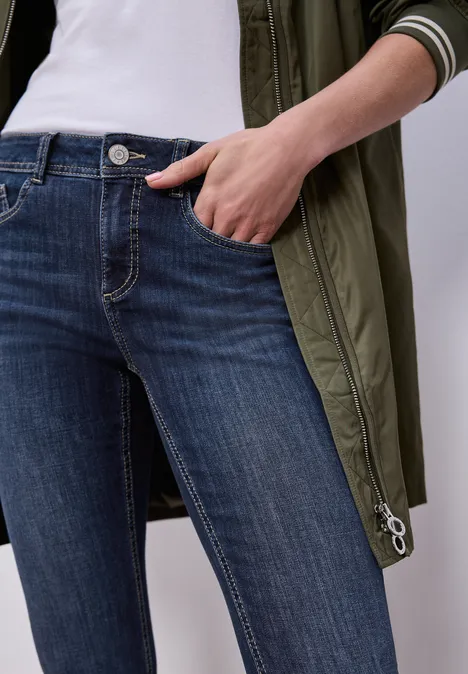 Slim Leg Jeans Dark Blue Wash Slim Leg Jeans Dark Blue Wash