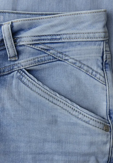 Jeans met smalle pijpen Bleached Washed Jeans met smalle pijpen Bleached Washed