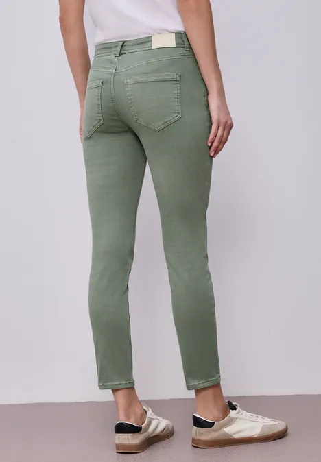 Mid Waist Slim Legs jeans in casual fit Sage Green Washed Mid Waist Slim Legs jeans in casual fit Sage Green Washed
