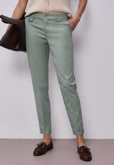 Chino im Casual Fit in softer Qualität dark mint green