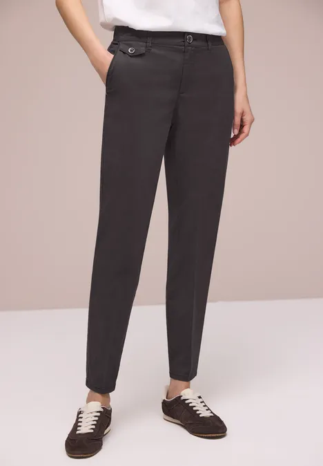 Casual fit chino's in een zachte stof deep earth