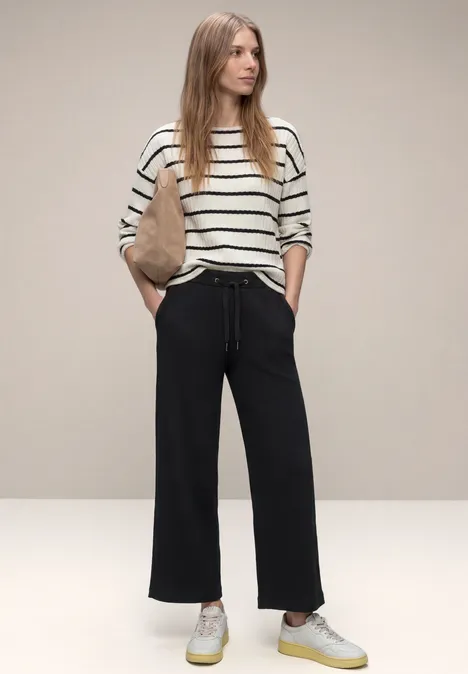 High Waist broek met wijde pijpen in casual pasvorm Black