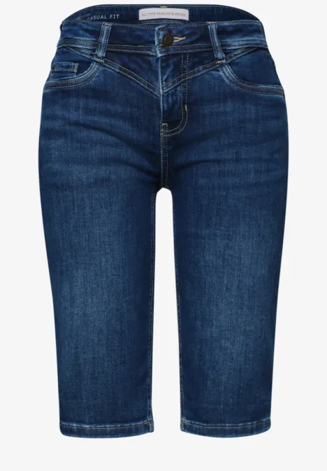 Dunkelblaue, knielange Damenjeans mit schmaler Passform