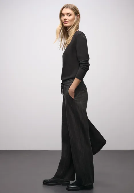 Żakardowe spodnie typu rybaczki Black