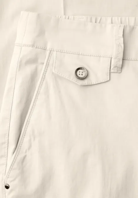 Chino im Casual Fit in softer Qualität silkstone white