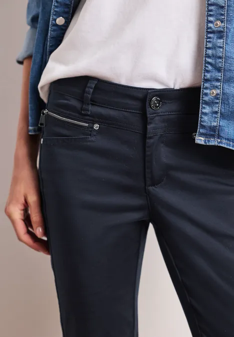 Mid Waist Slim Legs broek in satijnlook shadowed navy