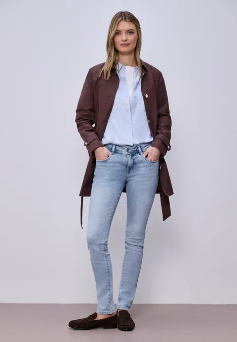 Mid Waist Slim Legs jeans in Slim Fit light blue random wash