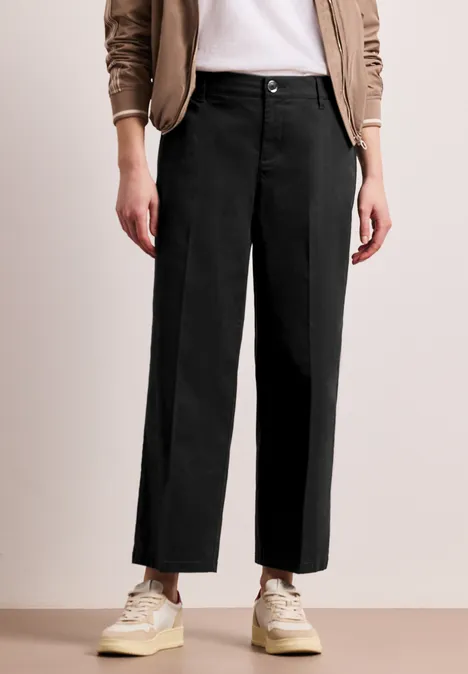 Straight Leg Chino im Casual Fit Black