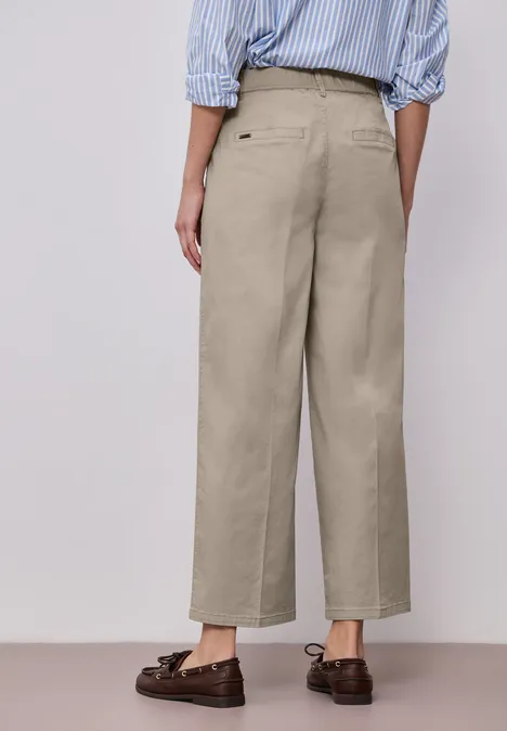 Straight Legs in een casual pasvorm buff grey