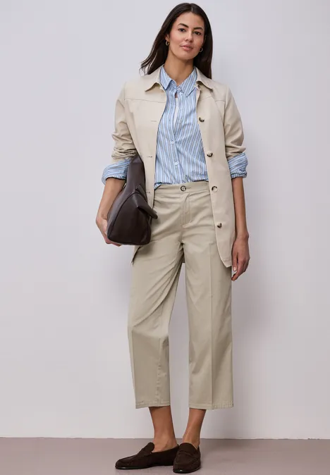 Straight Legs chino's in een casual pasvorm cobble stone