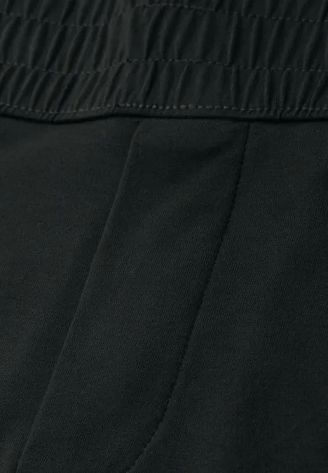 Mid Waist Slim Legs broek in Loose Fit pine grove green