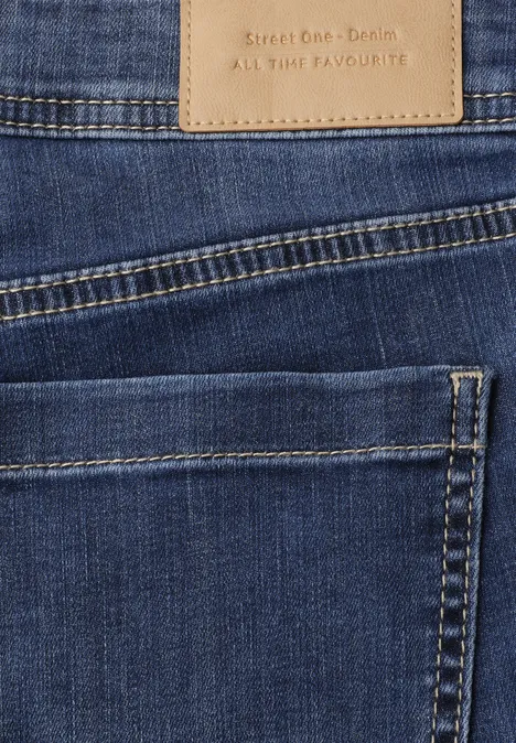 Low Waist Slim Legs jeans in casual fit authentic dark blue wash Low Waist Slim Legs jeans in casual fit authentic dark blue wash