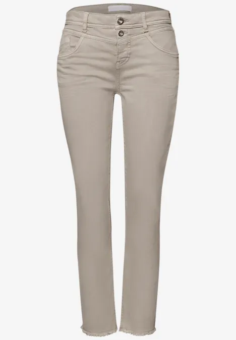 Jeans Straight Legs avec ourlet frangé Beige Washed Jeans Straight Legs avec ourlet frangé Beige Washed