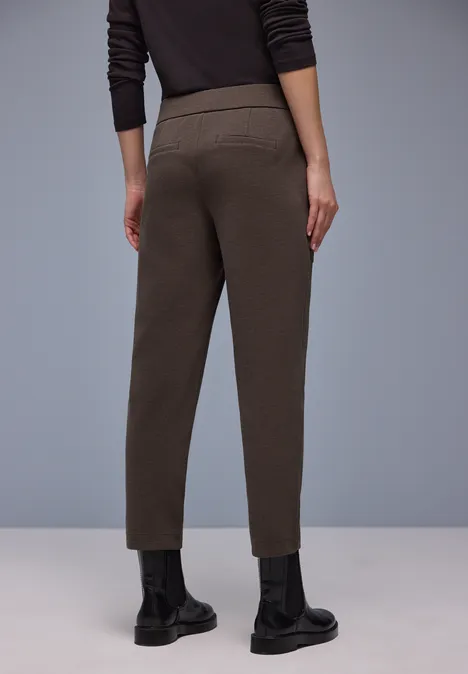 Broek met smalle pijpen molten earth Broek met smalle pijpen molten earth