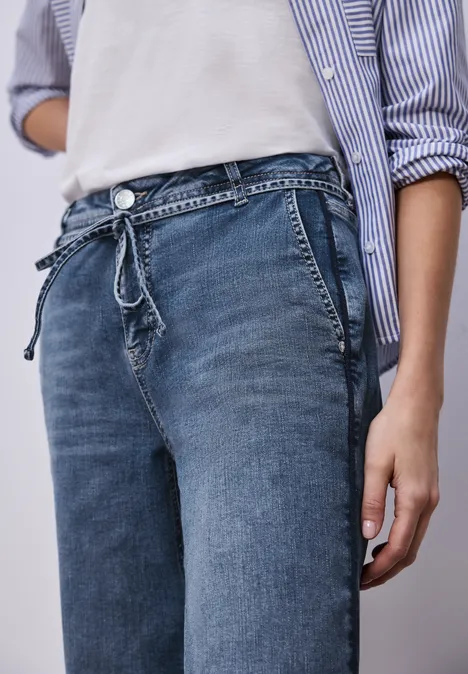 Wide Leg Jeans mit Gürteldetail authentic mid blue washed