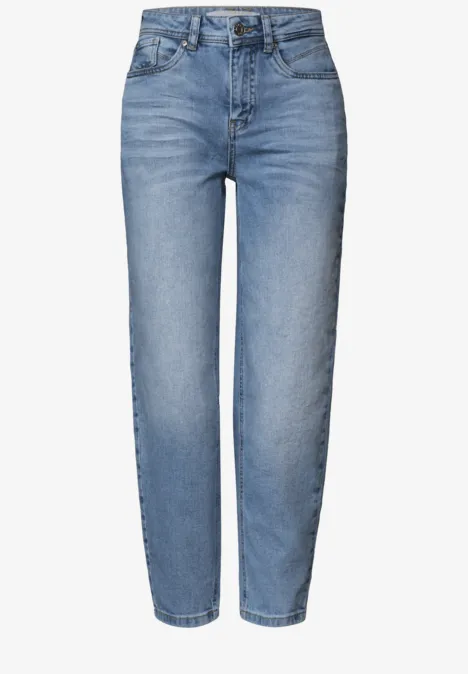 Hochgeschnittene, hellblaue Jeans mit geradem Bein und klassischem 5-Pocket-Design.
