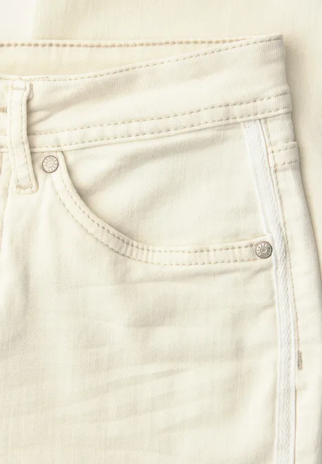 Jeans avec ourlet frangé ecru soft washed