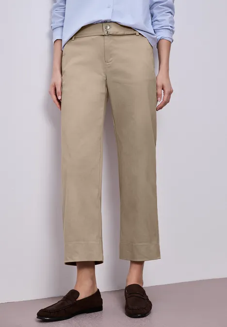 Pantalon Straight Legs avec détail de ceinture safari beige
