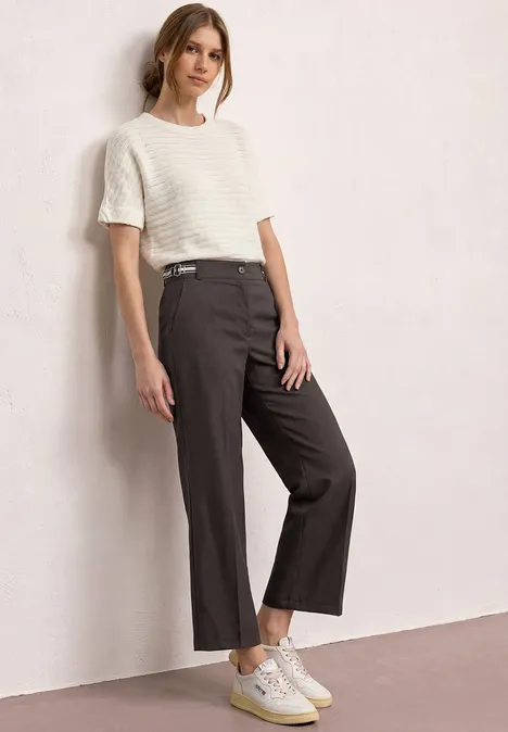 Straight Leg Hose mit Gürteldetails espresso brown Straight Leg Hose mit Gürteldetails espresso brown