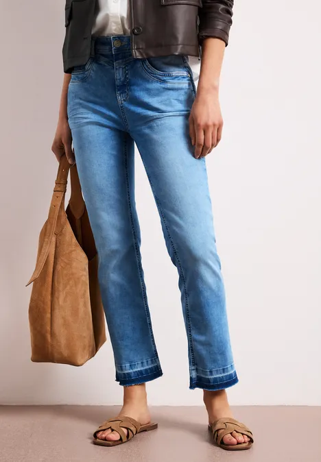 High Waist Flared Leg Jeans avec ourlet décoratif Light Blue Wash
