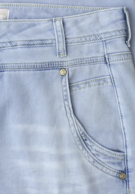 High Waist Barrel Leg Jeans im Loose Fit Ultra Bleached Wash High Waist Barrel Leg Jeans im Loose Fit Ultra Bleached Wash