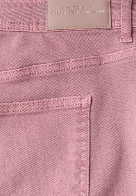 Mid Waist taps toelopende jeans in een Loose Fit Blush Pink Washed Mid Waist taps toelopende jeans in een Loose Fit Blush Pink Washed
