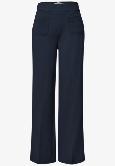 High Waist Straight Leg Hose im Casual Fit shadowed navy Weite, marineblaue Hose mit geradem Bein und zwei aufgesetzten Taschen vorne.