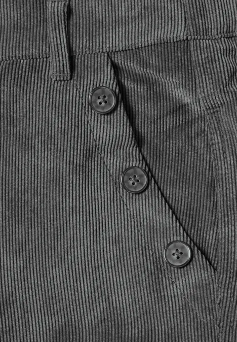 Broek met Mid Waist-taille en Straight Leg-pijpen, met knopen gravel grey Donkergrijze stof met fijne strepen, decoratieve knoopsluiting naast een schuine zak