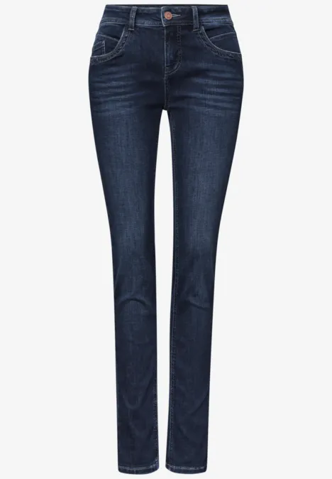 Mid Waist Slim Leg Jeans im Casual Fit Dark Blue Clean washed Schlanke dunkelblaue Jeans mit hohem Bund und geradem Bein im klassischen Denim-Look.