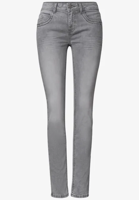 Mid Waist Slim Leg Jeans im Casual Fit Light Grey Random Washed Graue, hochtaillierte Skinny-Jeans mit fünf Taschen und engem Bein.