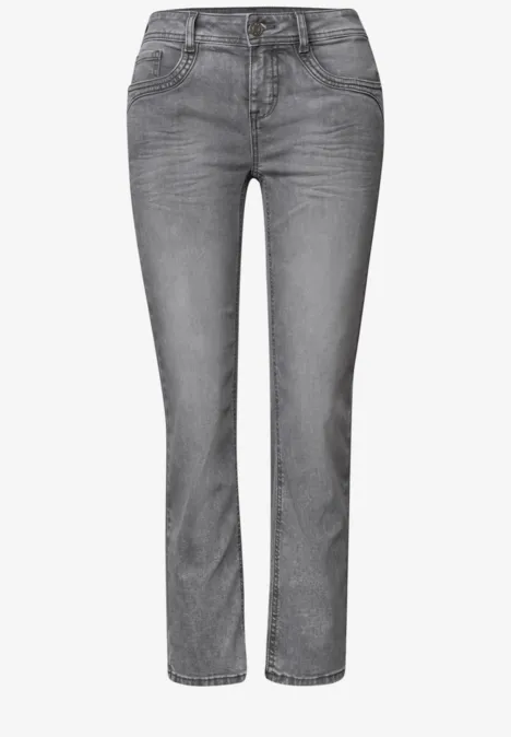 Mid Waist Straight Leg Jeans im Slim Fit Light Grey Random Washed Graue Damenjeans mit hohem Bund und geradem Bein, klassische Five-Pocket-Form.