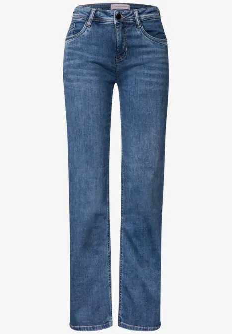 Mid Waist Straight Leg Jeans im Casual Fit Dark blue washed Ein Paar klassische blaue Denim-Jeans mit geradem Schnitt und mittlerer Taille.