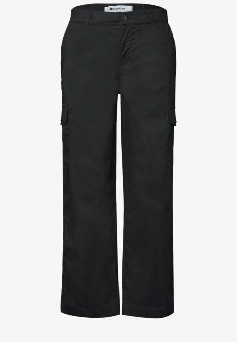 Pantalon cargo noir droit avec poches latérales