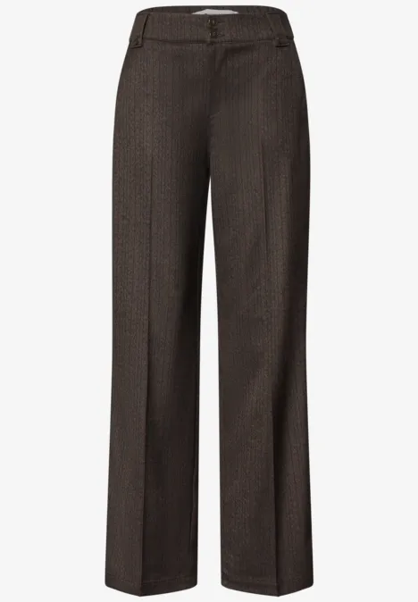 Pantalon taille haute Straight Leg avec détail boutonné black coffee Pantalon femme marron foncé, coupe droite, tissu raffiné avec plis marqués à l'avant.