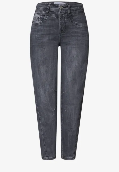 High Waist Barrel Leg Jeans im Loose Fit Steel Grey Wash Schwarze, hochtaillierte Jeanshose mit schmalem Schnitt und fünf Taschen.